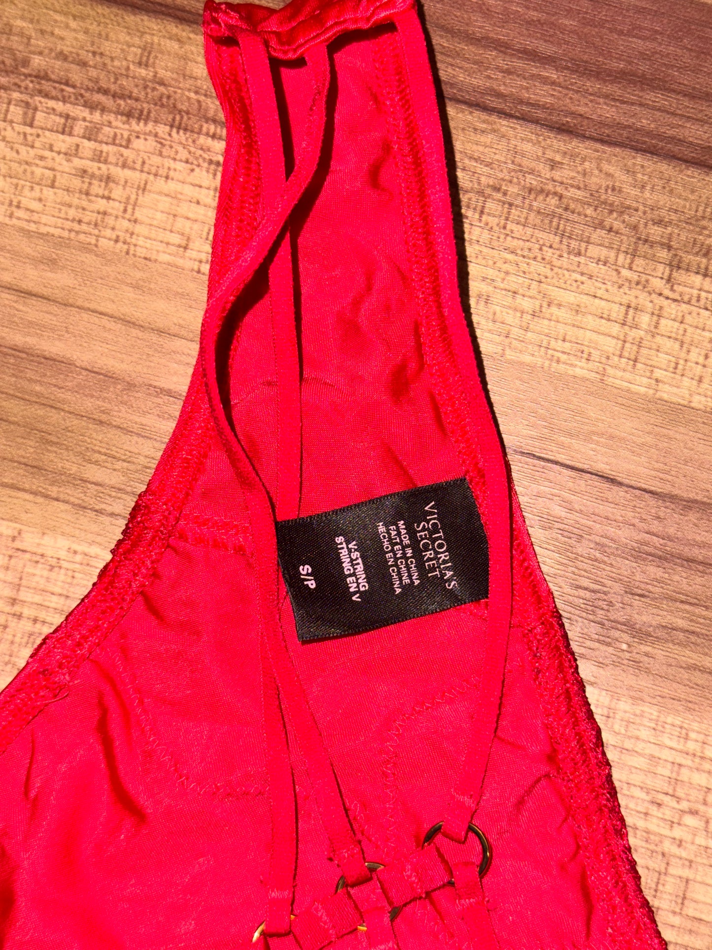 Vs thong small