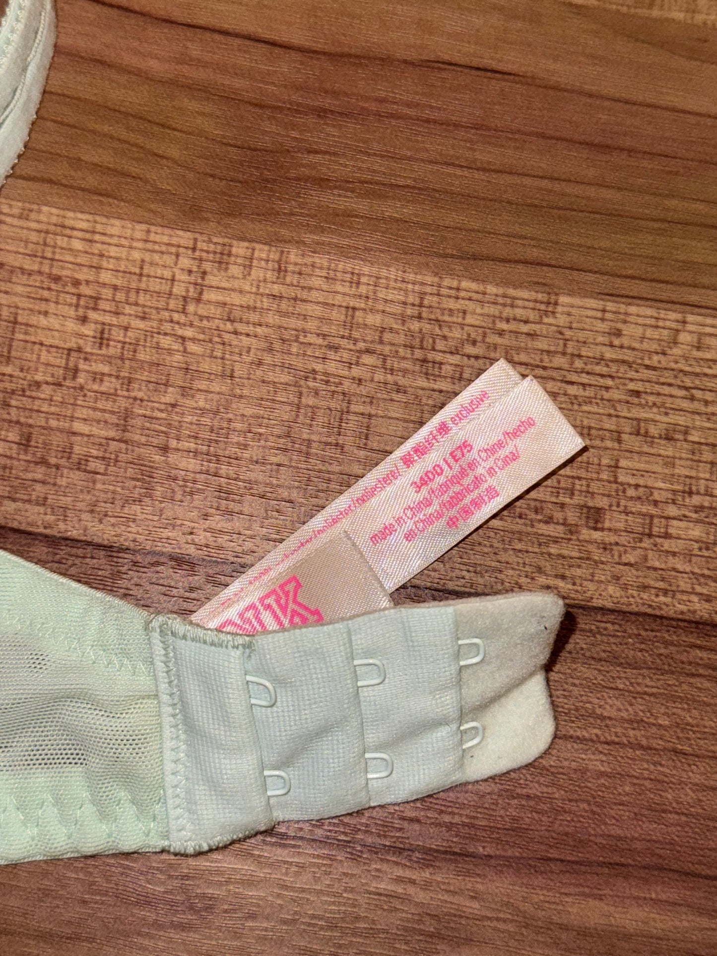 VS 34DD