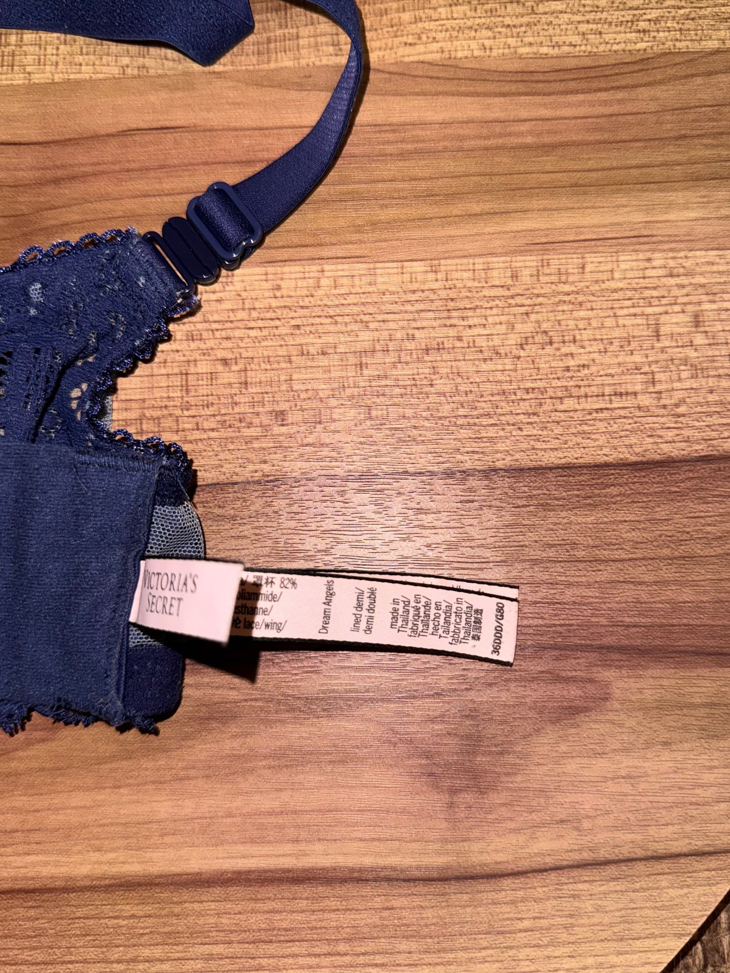 VS 36DDD