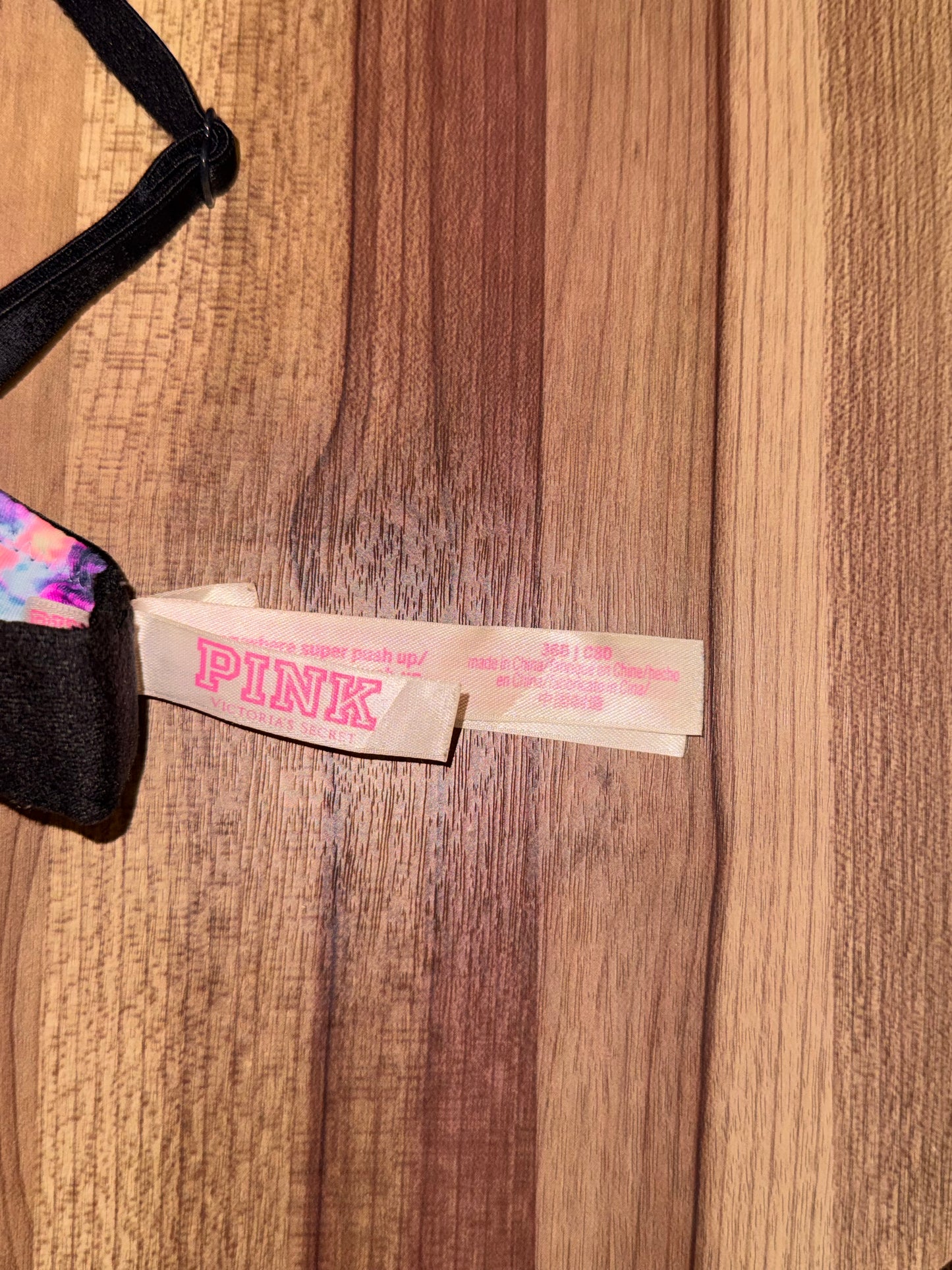 VS PINK 36B