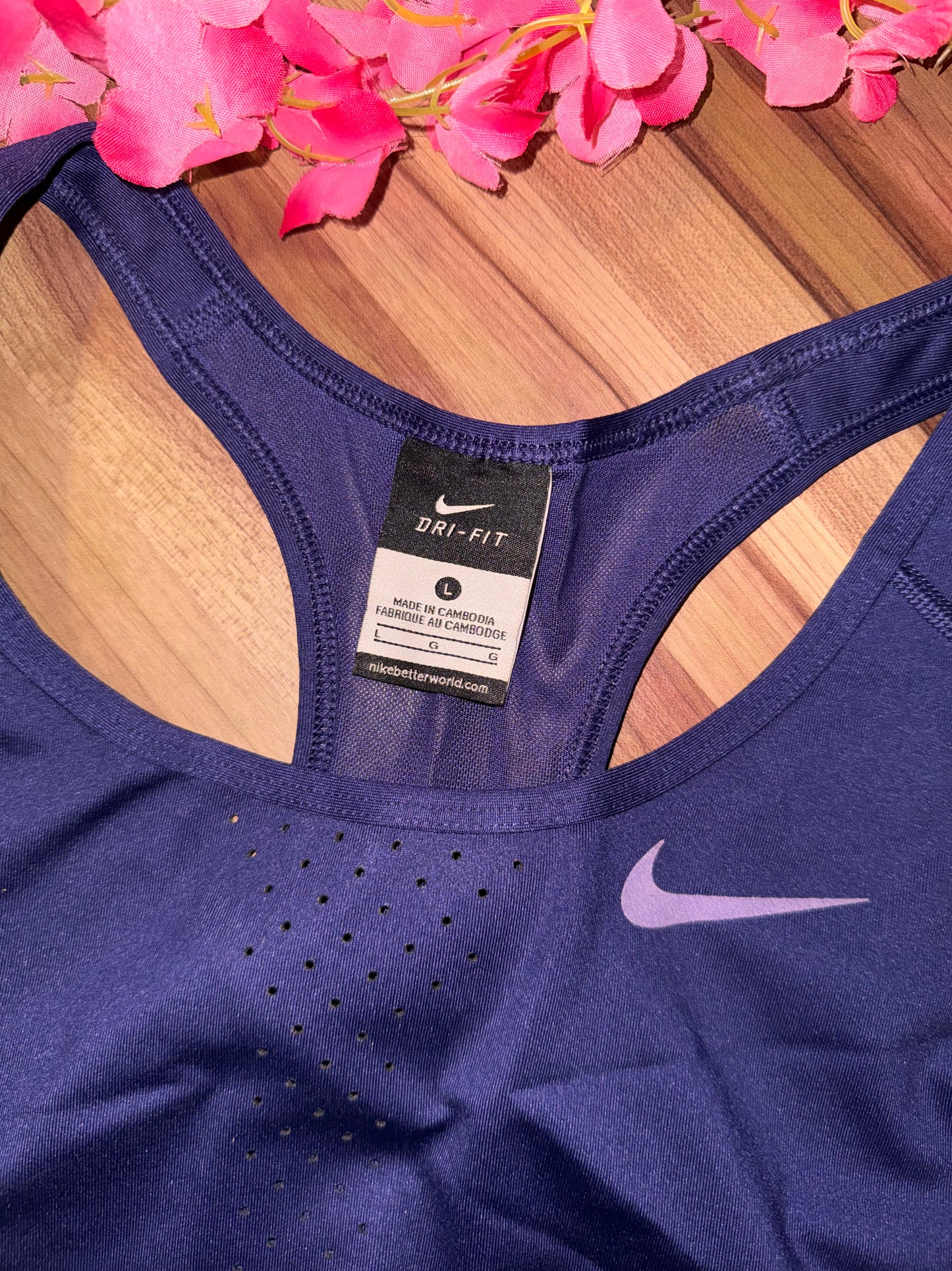Nike sports bra L