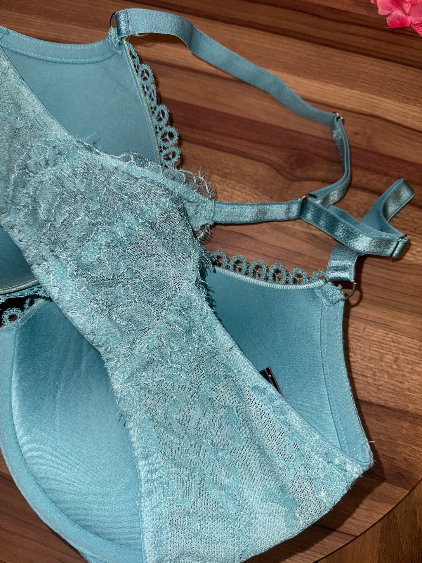 VS 34DDD