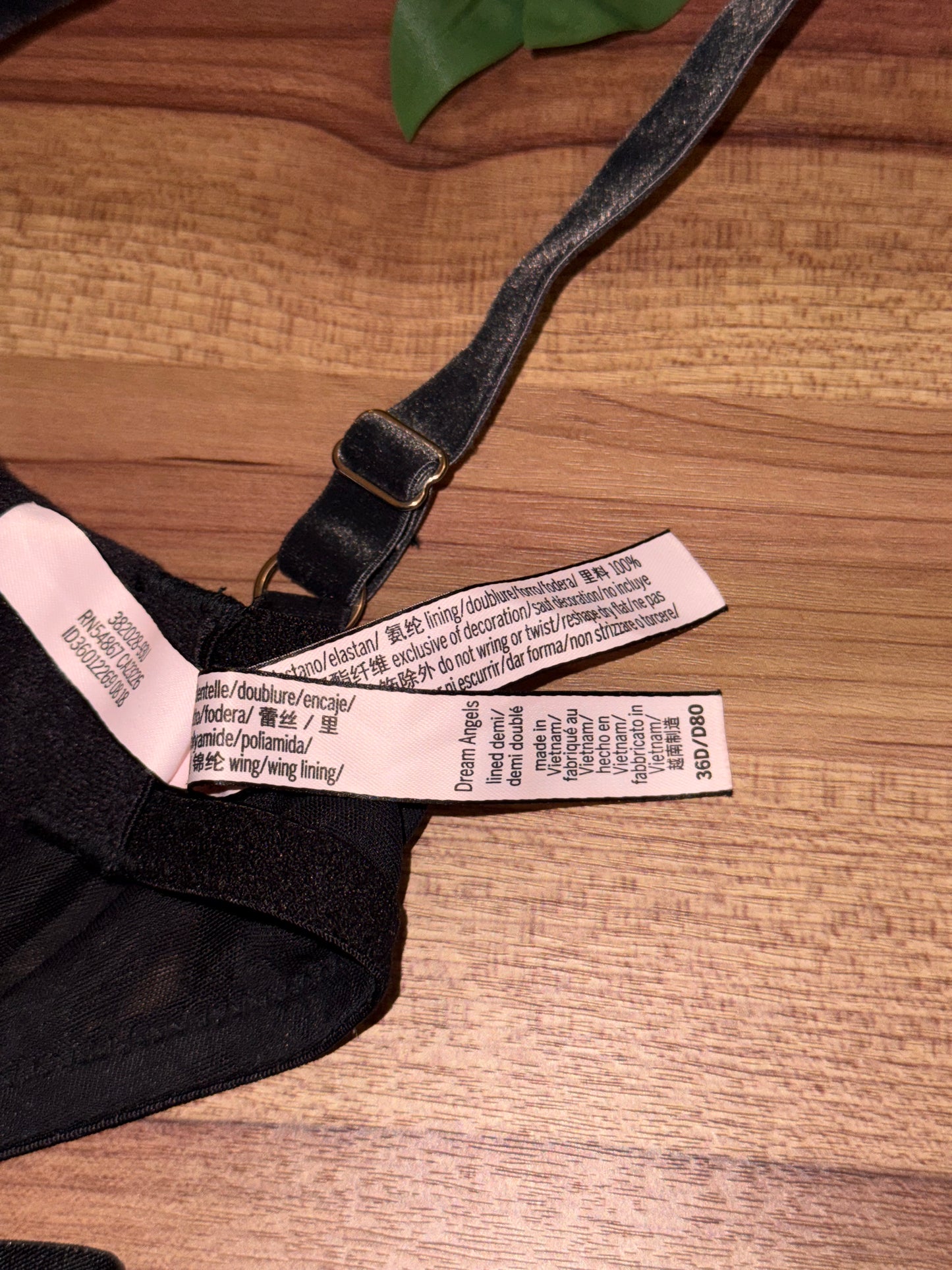 VS 36D