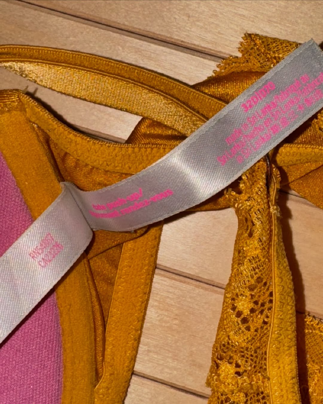 VS 32D