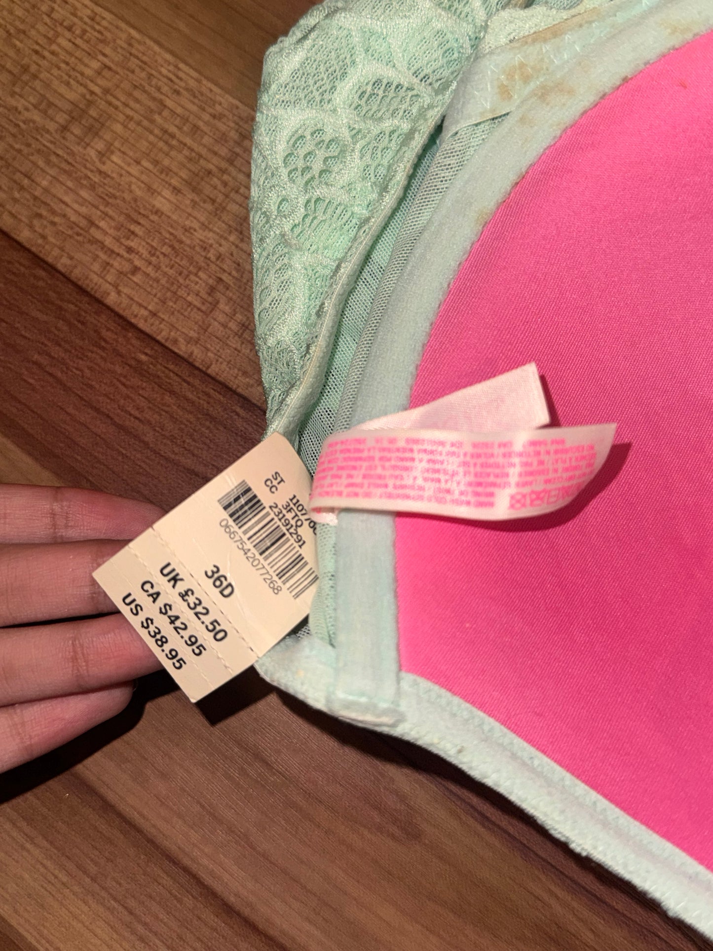 VS TAGGED 36D