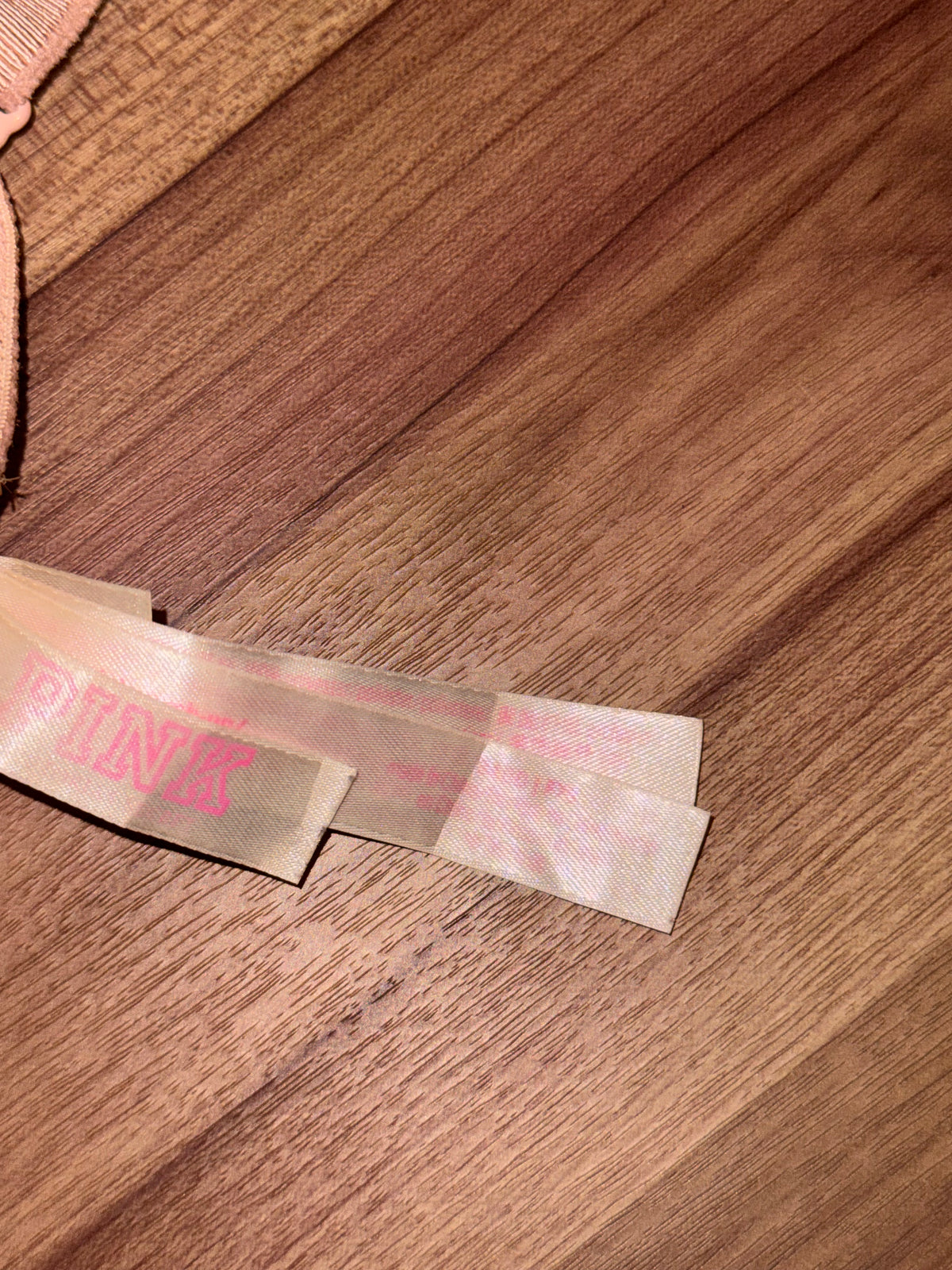 VS 34DD