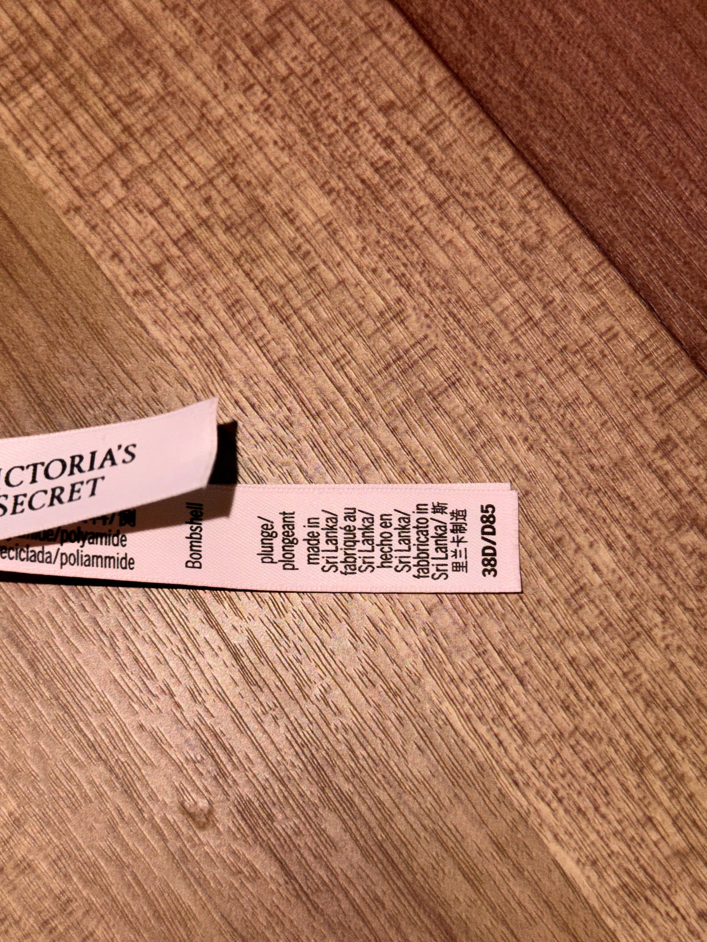 VS TAGGED 38D