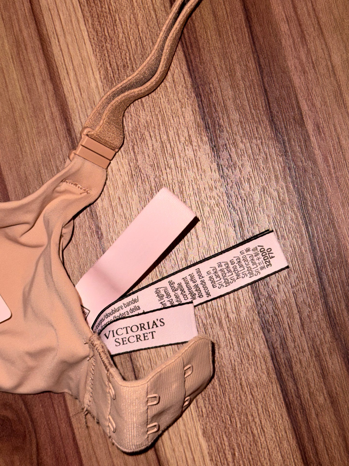 VS 32DDD tagged