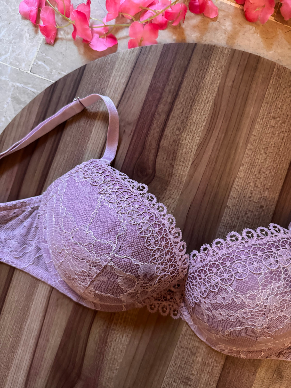Vs bra 34D