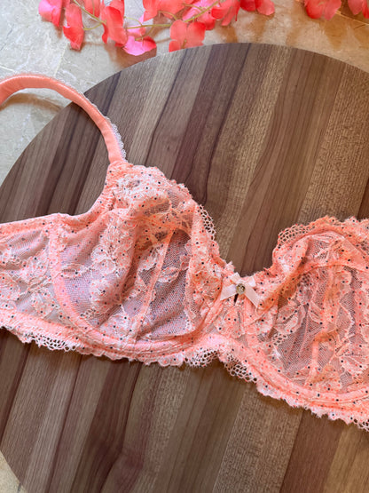 Vs bra 38D