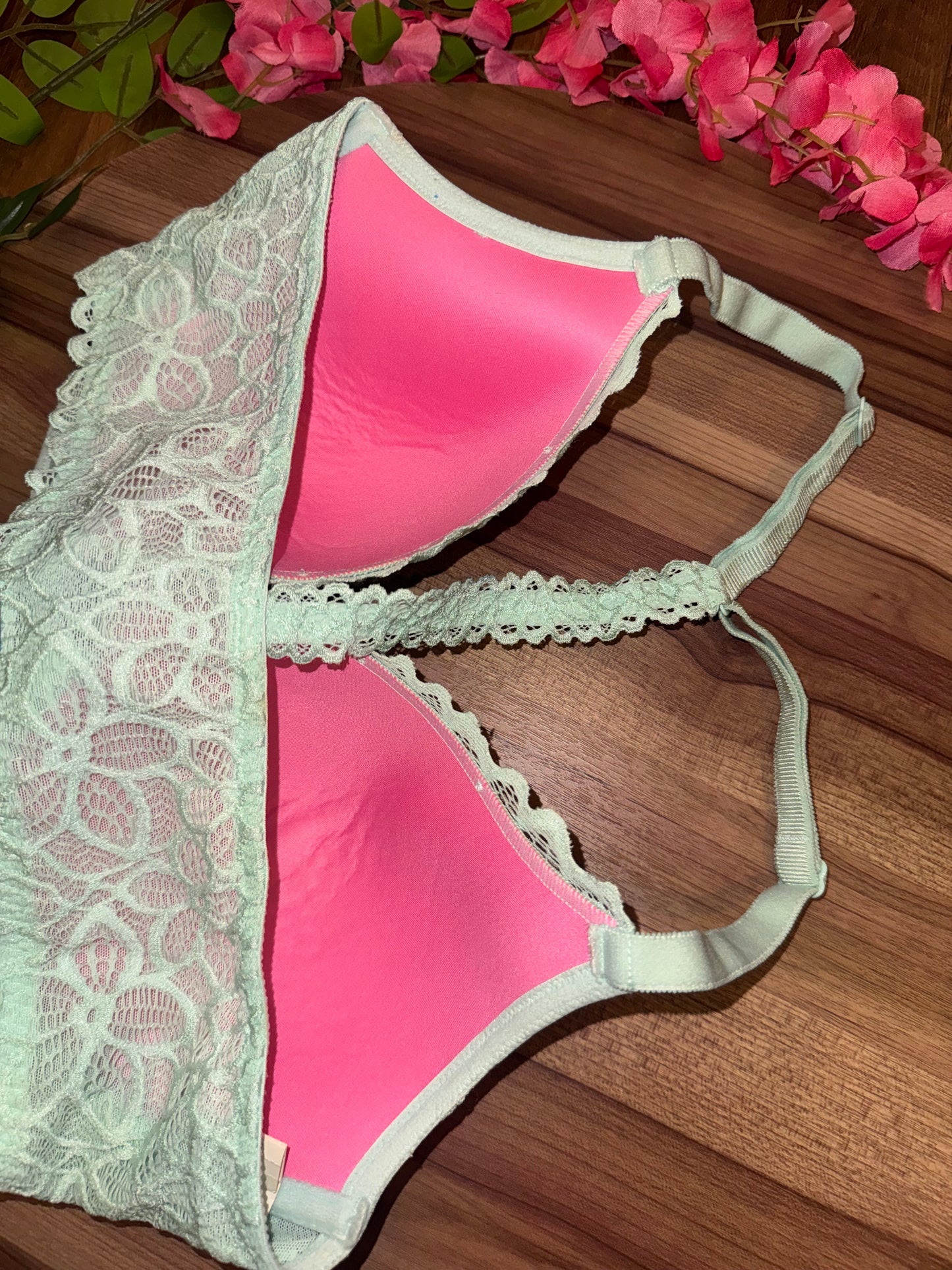 VS TAGGED 36D