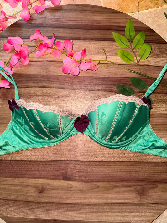 VS 32B