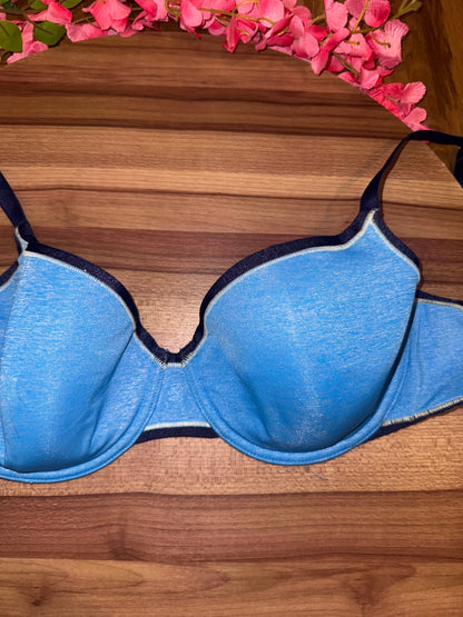 VS 34DD FEATHER LIGHT BRA