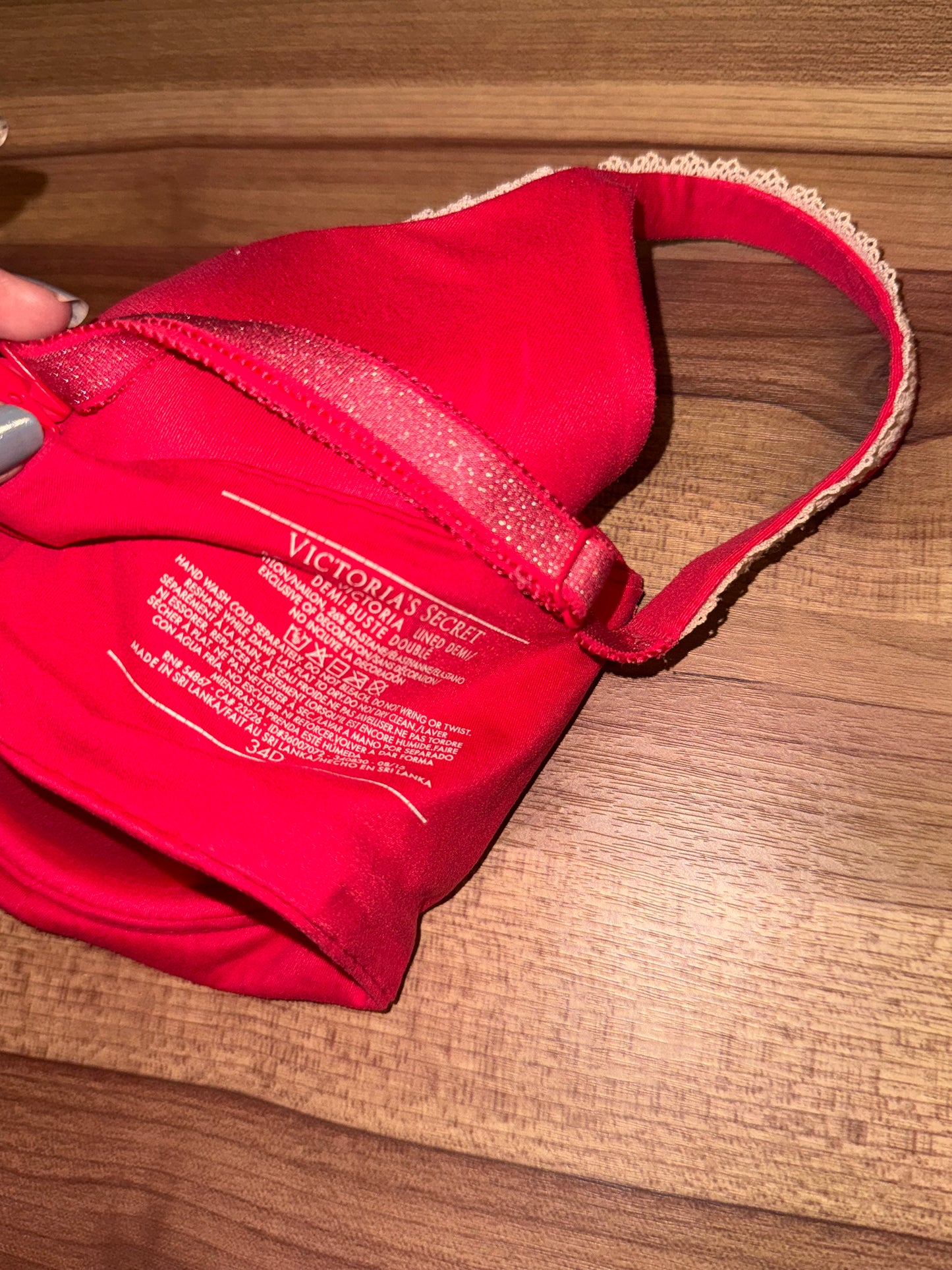VS body by victoria 34D