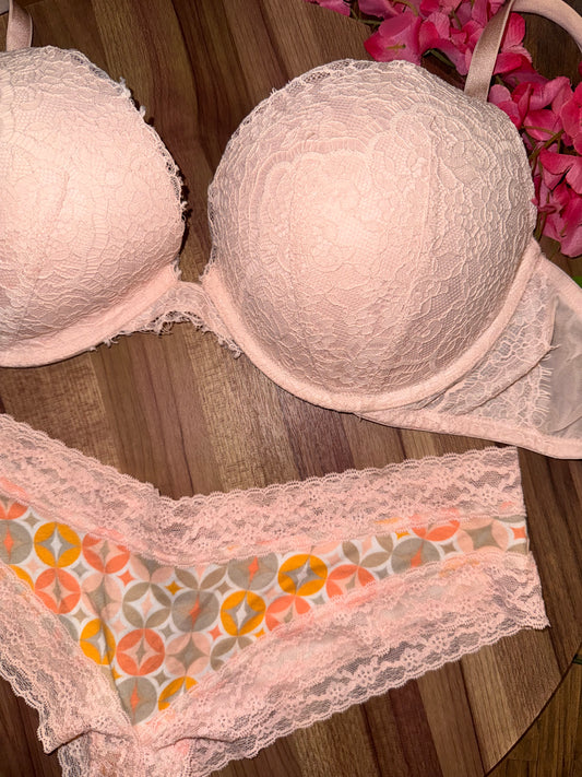 VS 34DD