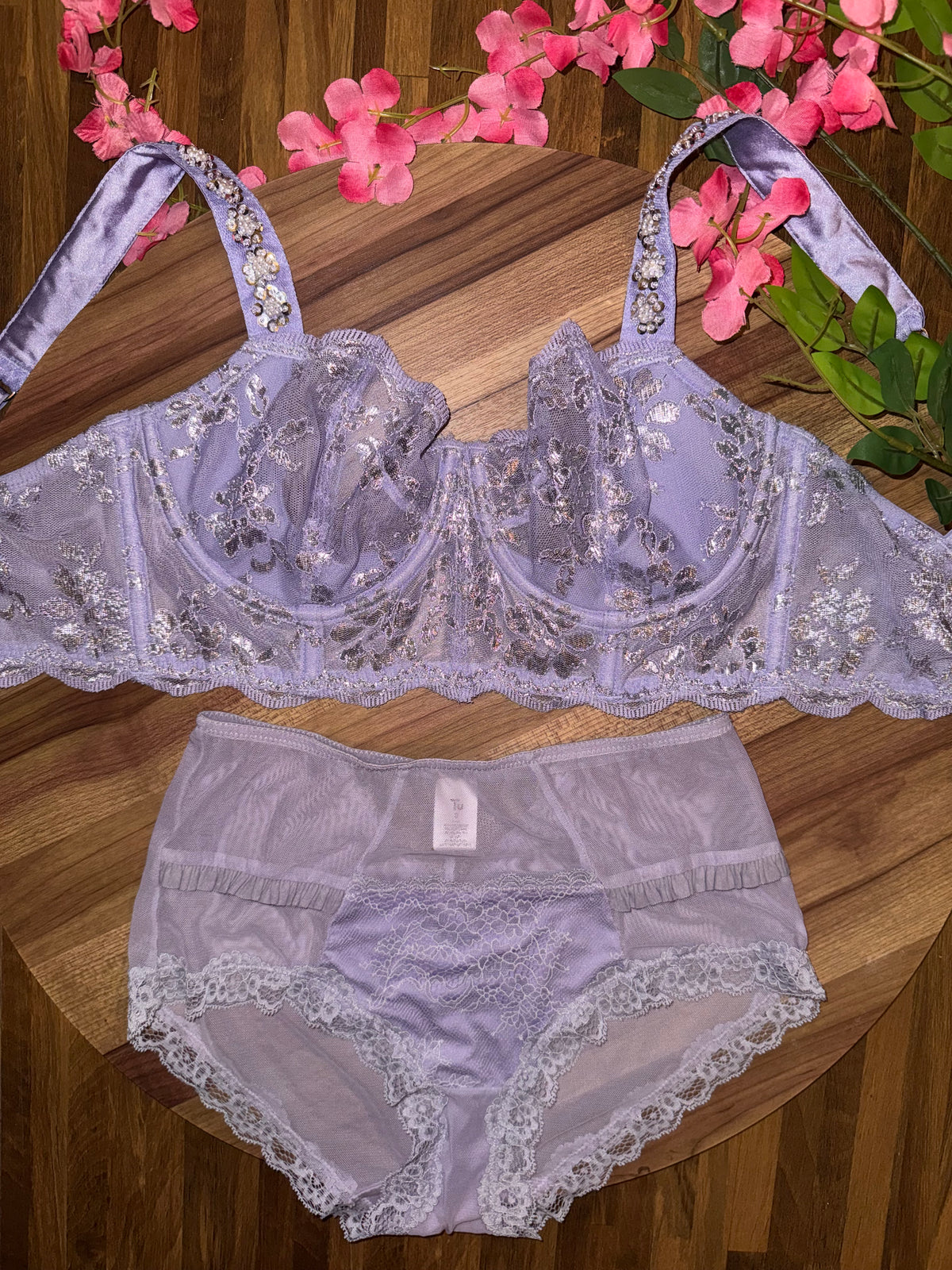 VS fancy 32DD