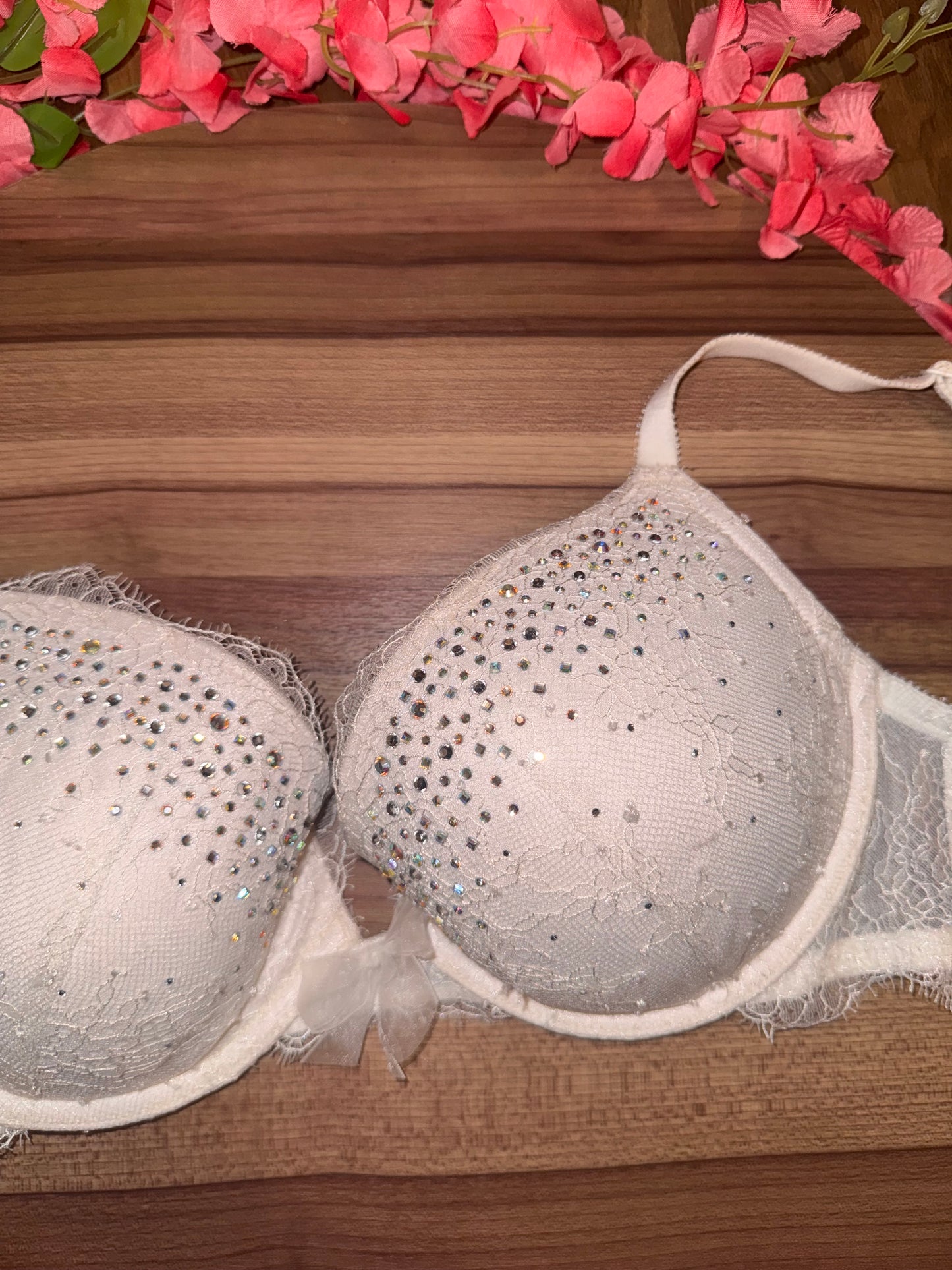VS fancy bridal 34D