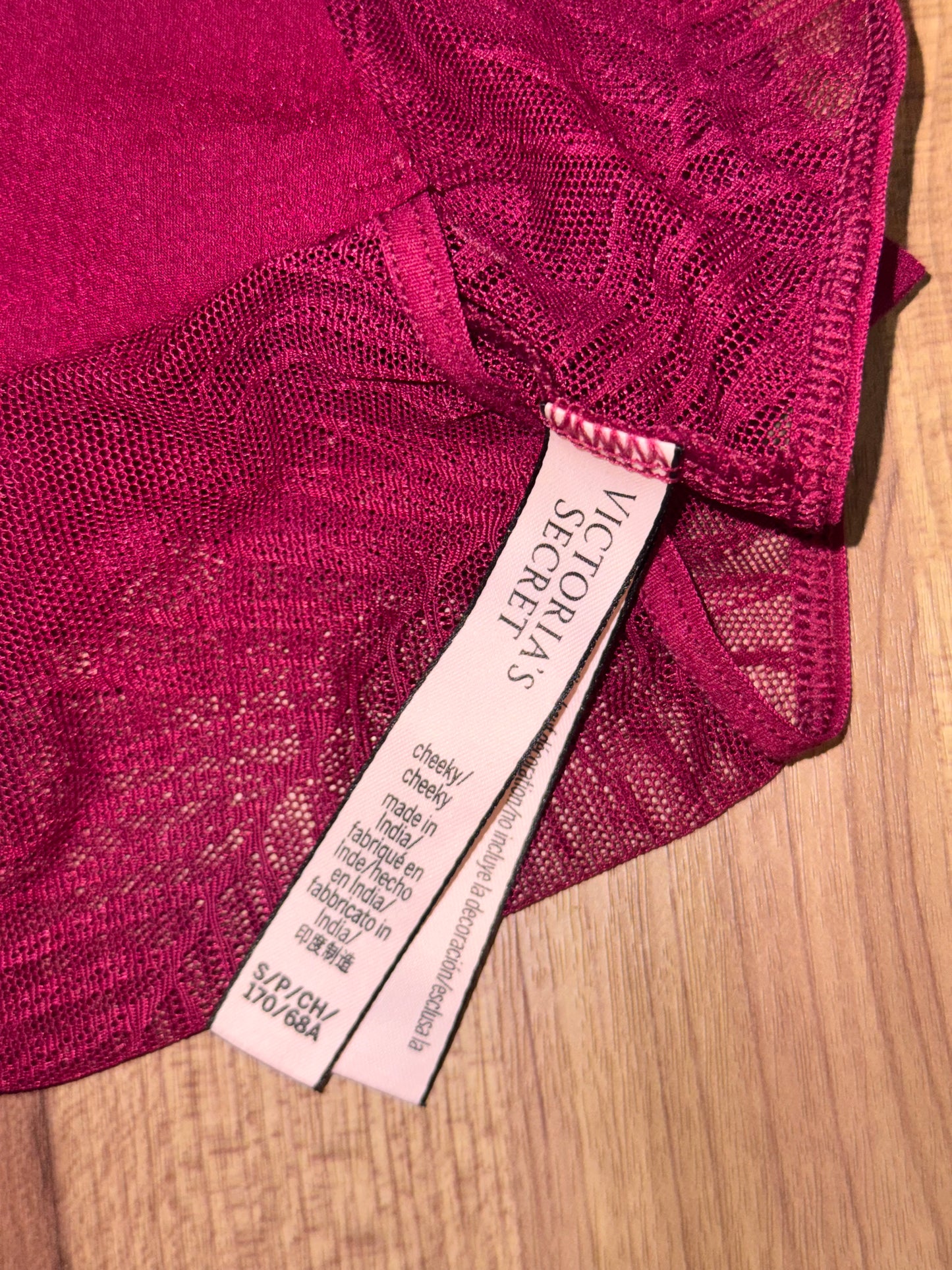 Vs small
