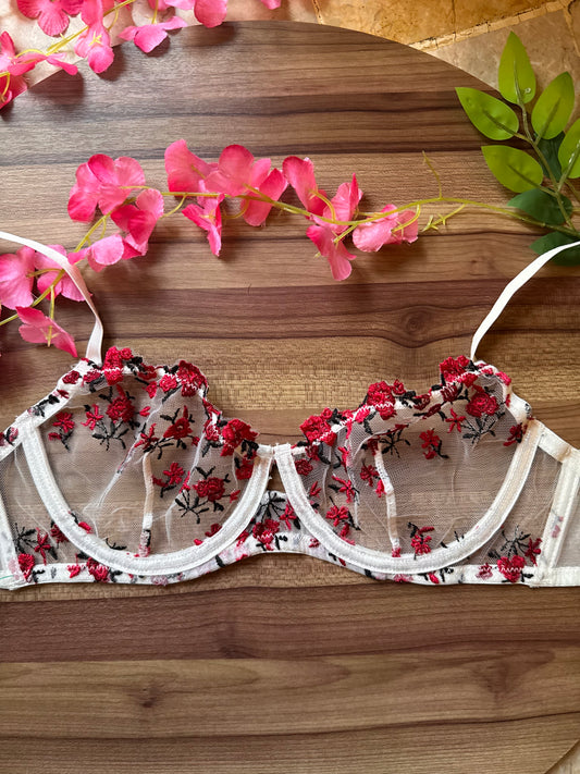 Lace small