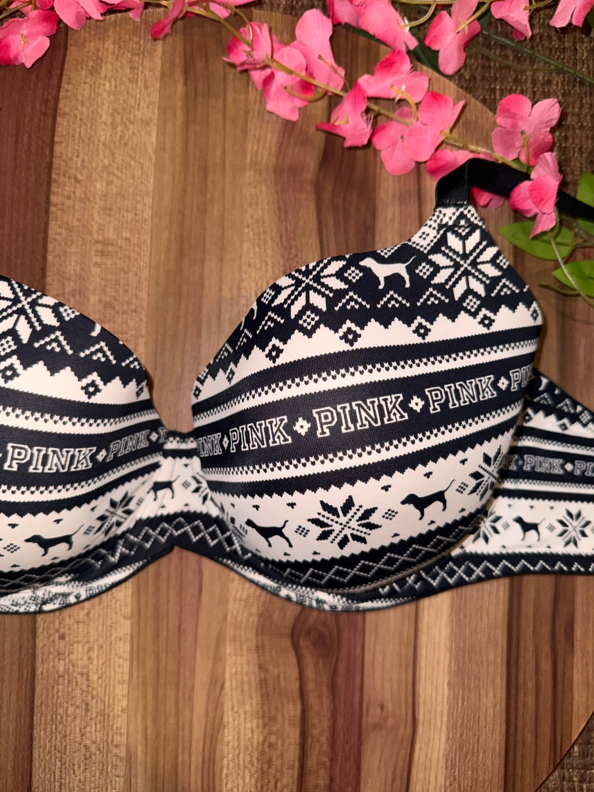 VS 36DDD