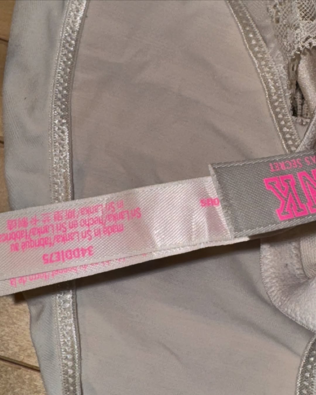 VS 34DD