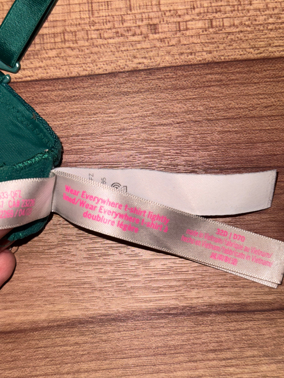 Vs bra 32D