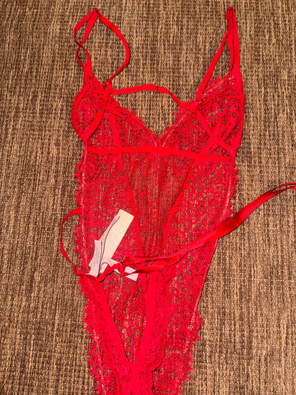 VS TAGGED LINGERIE small