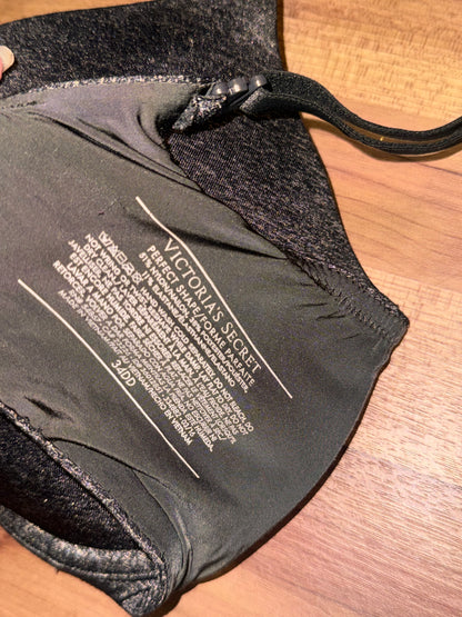 VS TAGGED 34D