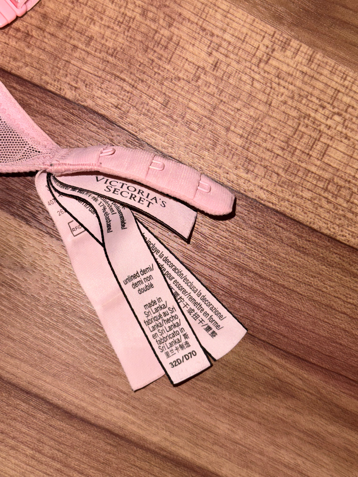 VS unlined bra 32D