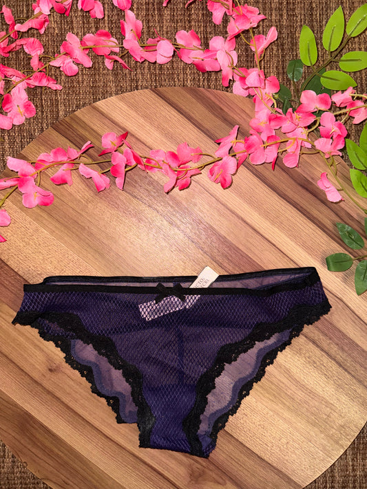 Vs tagged panty small