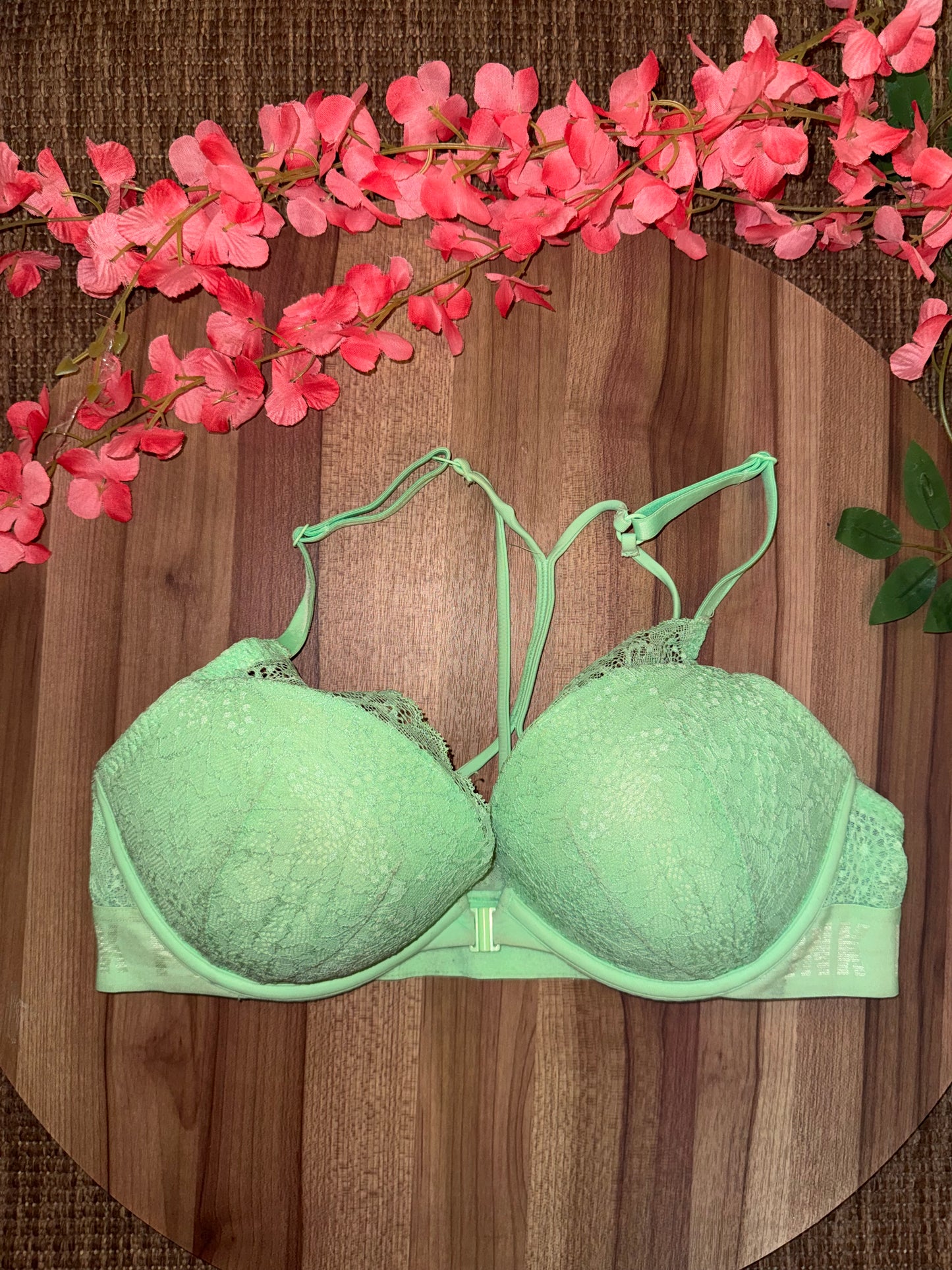 VS pink 36C