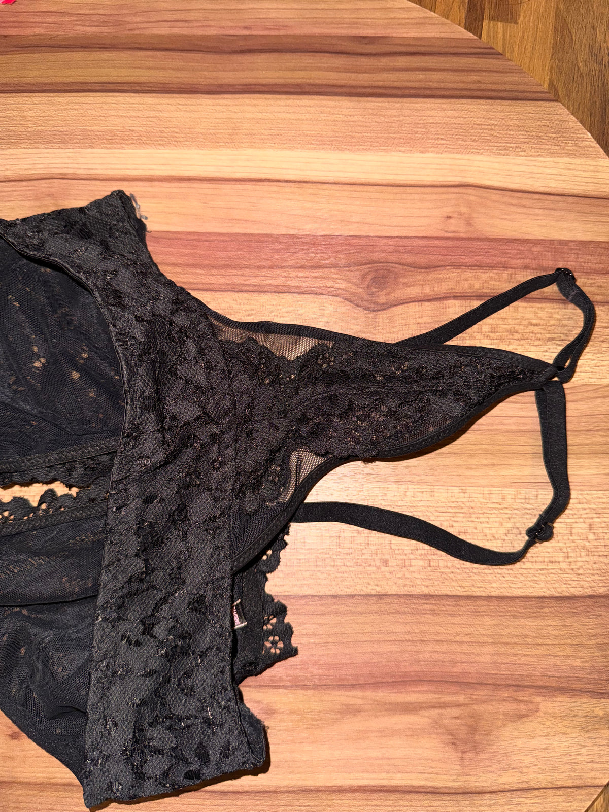 Vs 34dd