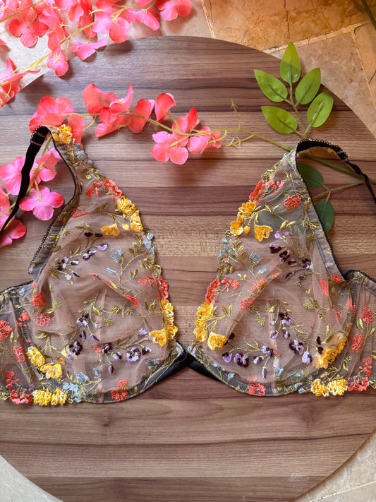 VS embroidered bra 36DD