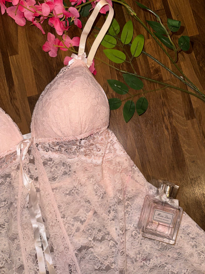 Medium lingerie with thong