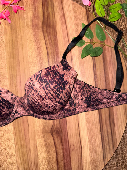 VS PINK 32B