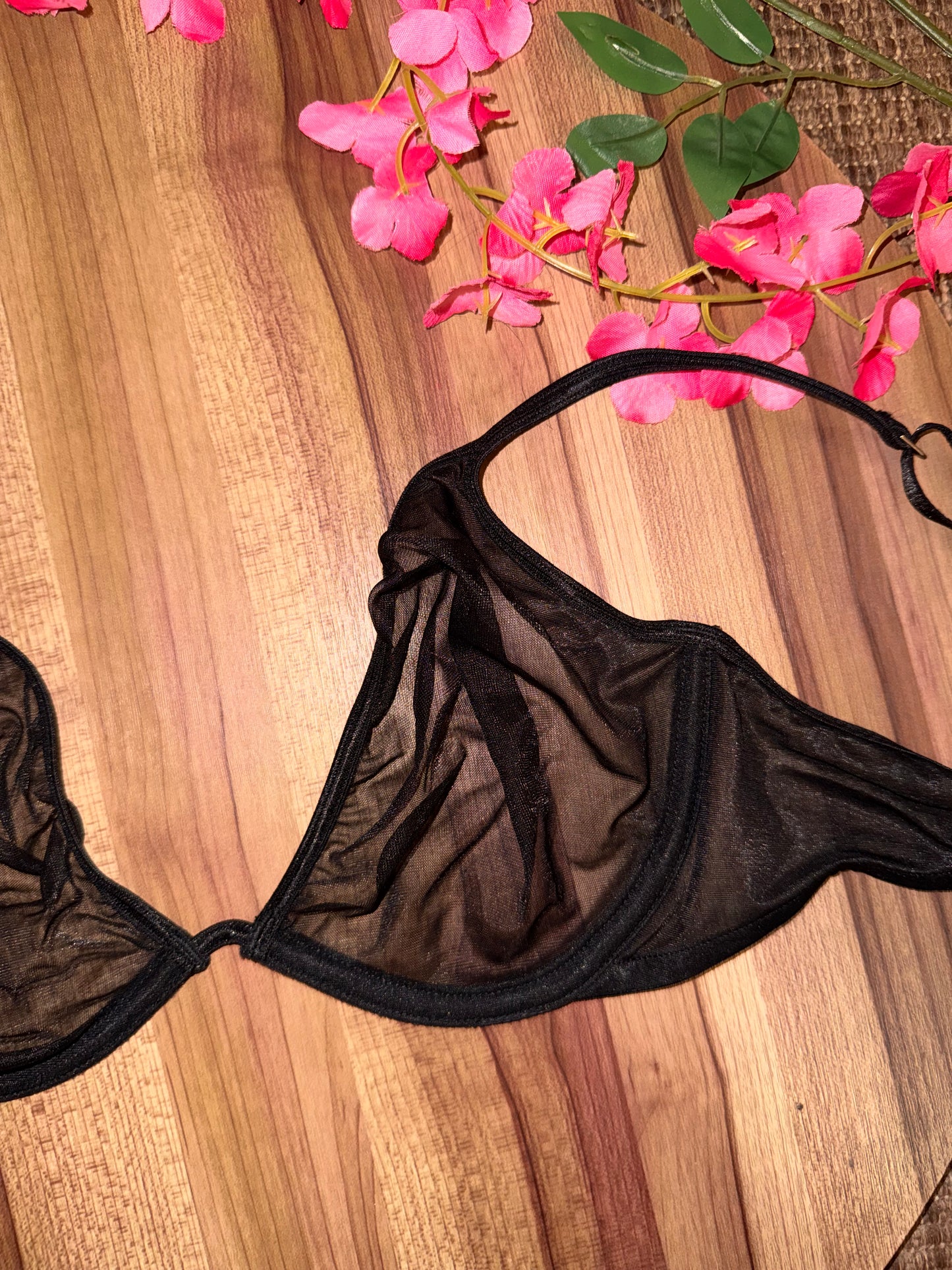 Vs tagged sheer bra