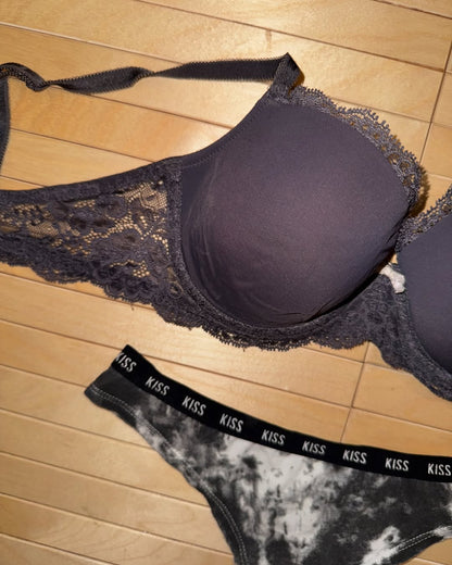 VS 32D