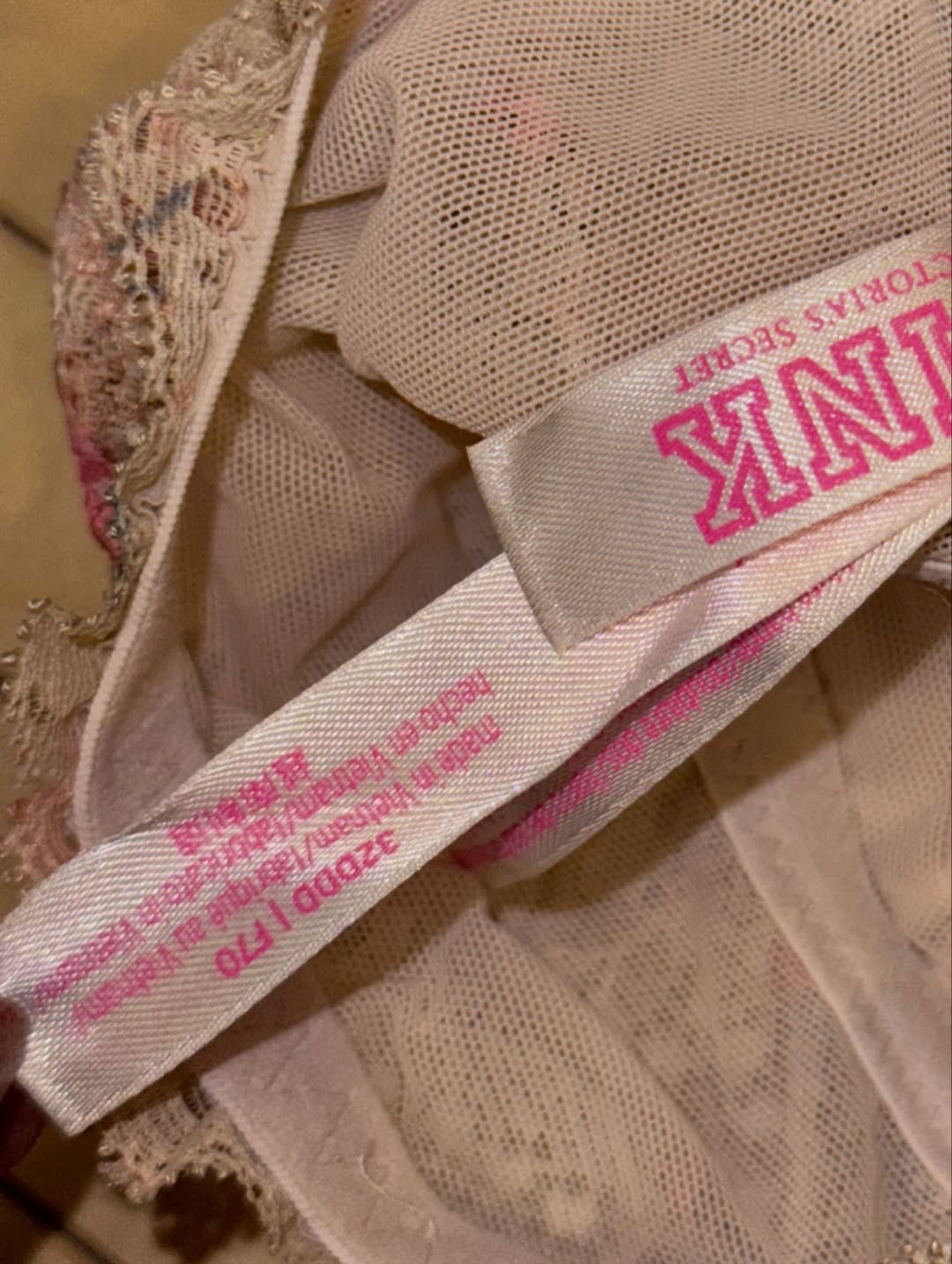VS 32DDD