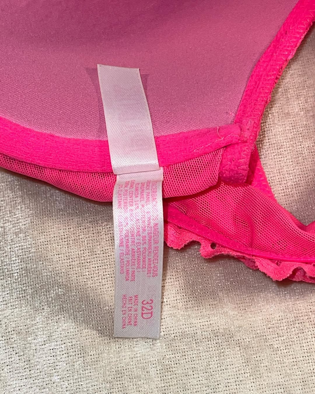 VS 32D