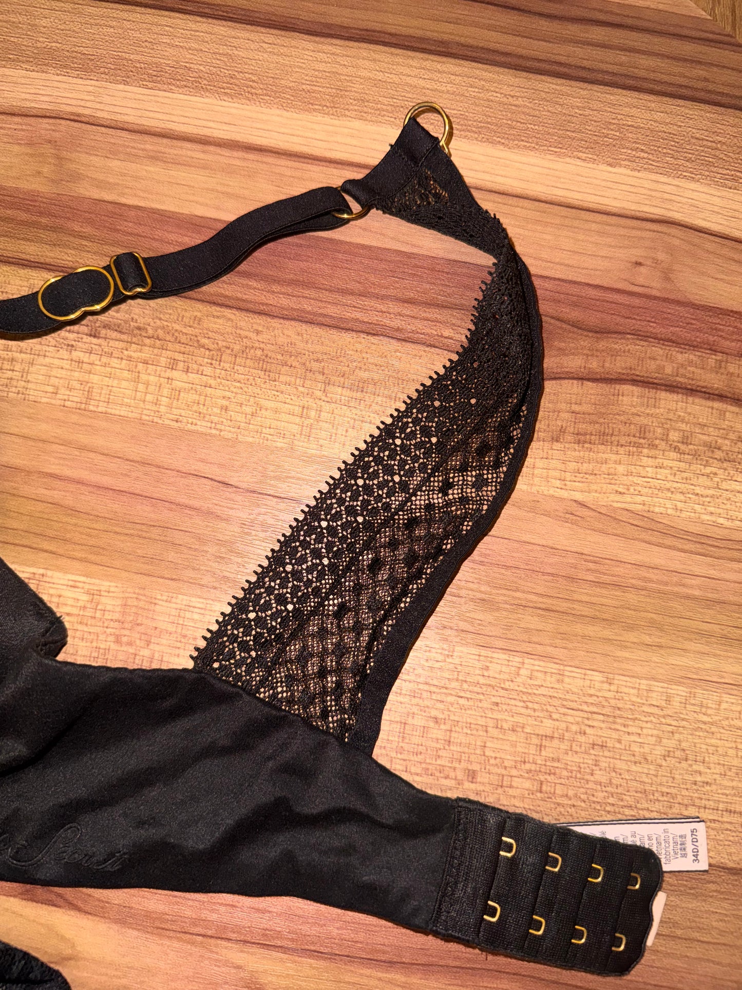 Vs 34DD