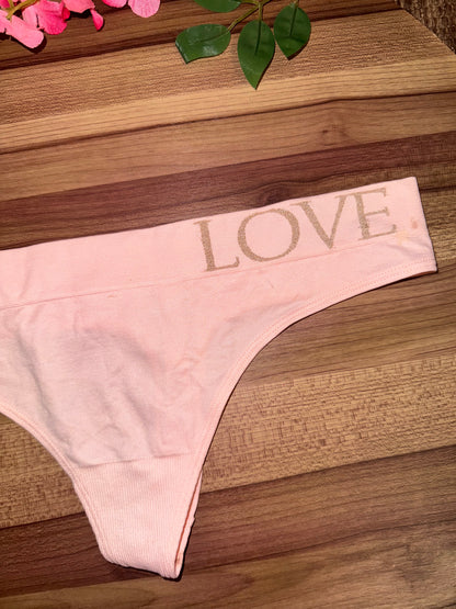 Vs thong medium