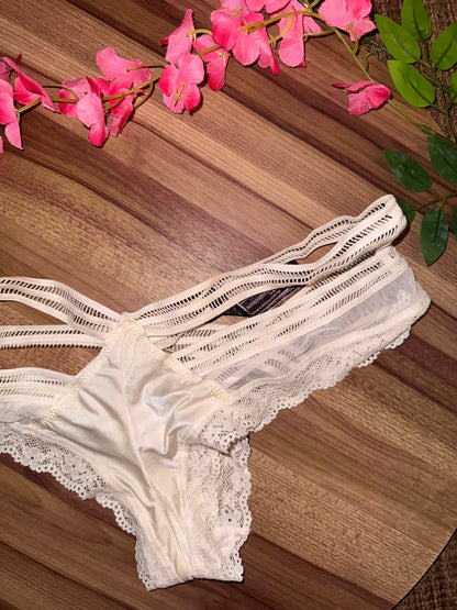 VS fancy panty large