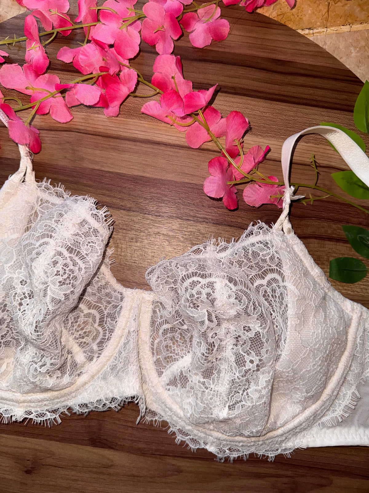 Vs 36DDD