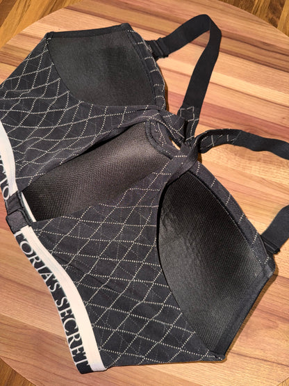 Branded sports bra 36DD