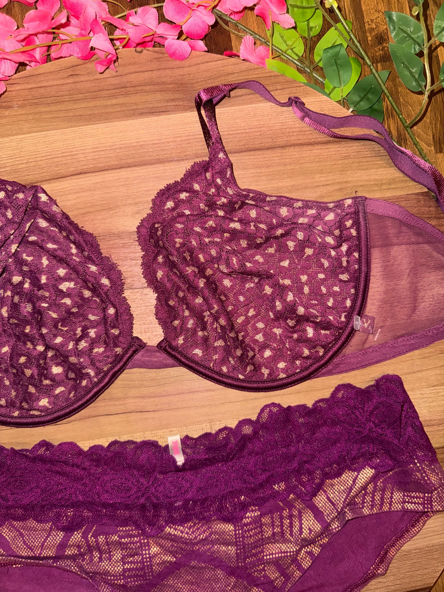 VS 34DDD