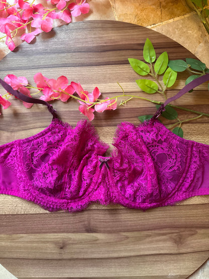 VS 34DD