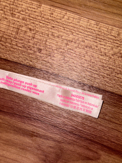VS 34DD tagged multiway
