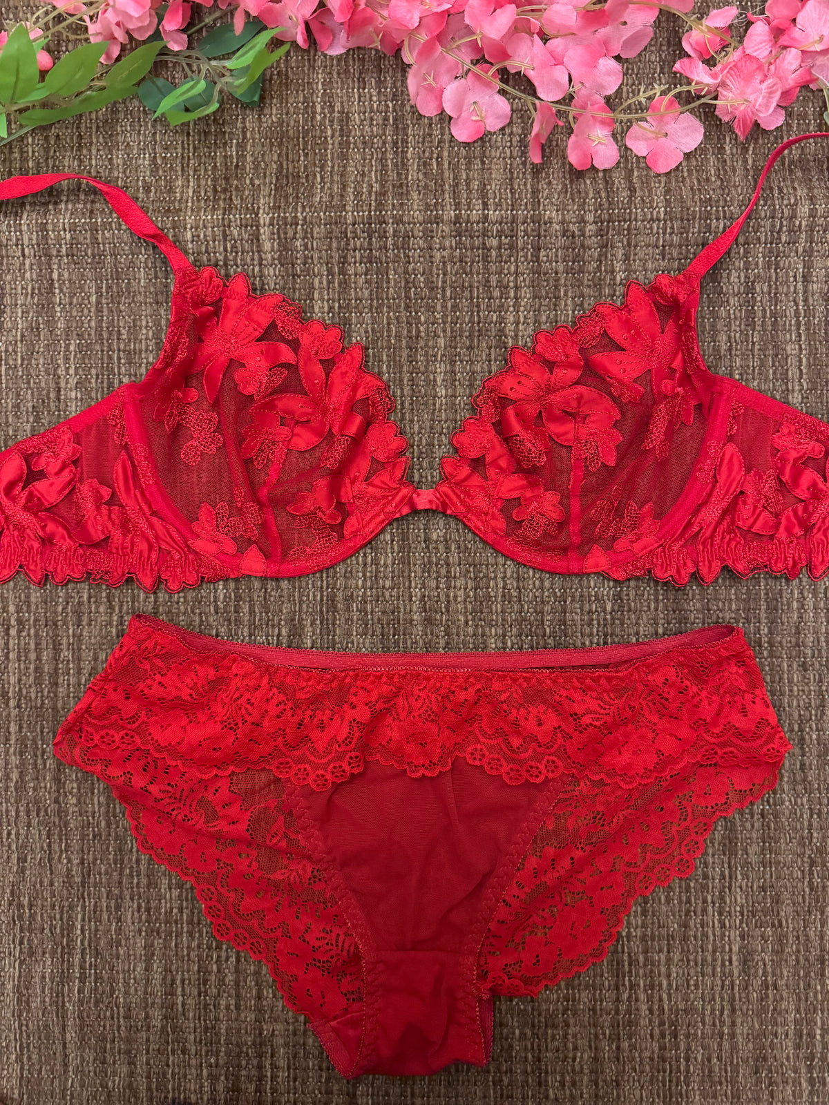 vs 36D