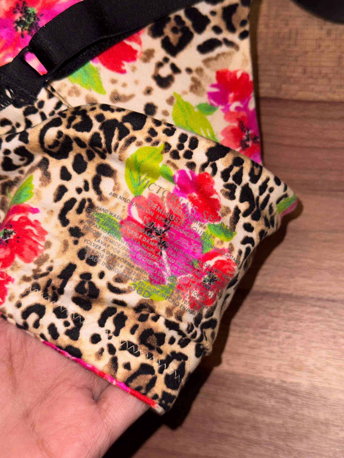 Cheetah print vs 38d