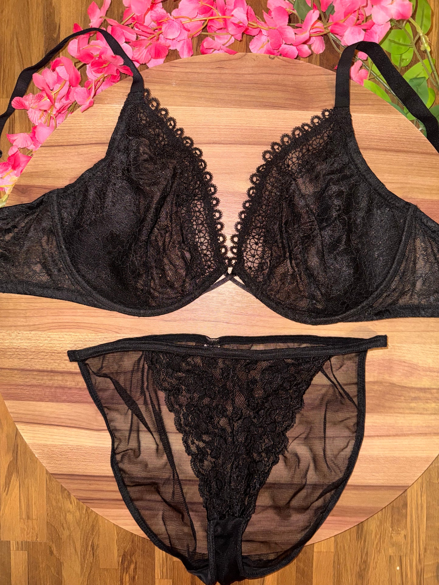 VS 34DDD